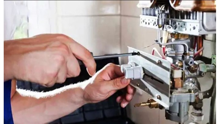 علت جرقه نزدن آبگرمکن دیواری بوتان