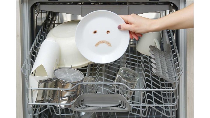 چرا ماشین ظرفشویی ظروف را تمیز نمیشوید؟ چرا ماشین ظرفشویی ظروف را تمیز نمیشوید؟