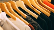 بیش از 300 پیج فروش لباس در جیب شما بیش از 300 پیج فروش لباس در جیب شما