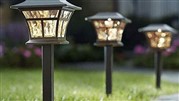 نورپردازی حرفهای فضای سبز مدرن با چراغ چمنی و چراغ حبابی نورپردازی حرفهای فضای سبز مدرن با چراغ چمنی و چراغ حبابی