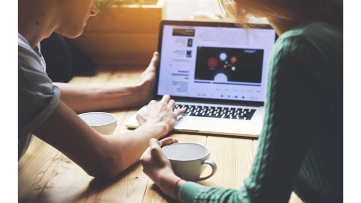 تیزر تبلیغاتی چیست؟ چه ویژگی‌هایی باید داشته باشد؟