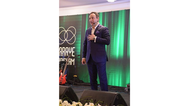 رونمایی از برند جدید بازار فرش سرای ابریشم در هتل اسپیناس پالاس