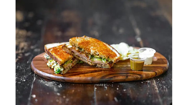 بهترین پنیر برای انواع غذاهای فست فودی